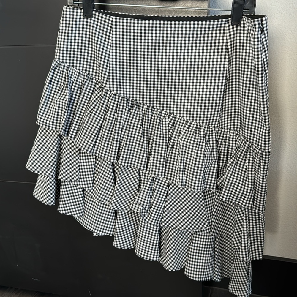 INTERMIX RUFFLED SKIRT - Picture 2 of 6